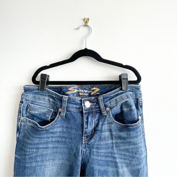 Seven7 Jeans Bootcut Blue Denim Rhinestone Pockets Women's 8 Stretch. - Picture 3 of 10
